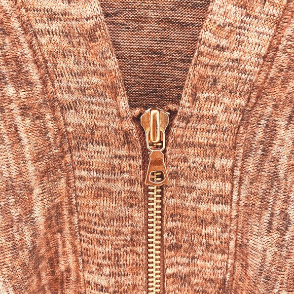 LOGO Zip Front Sharkbite Hem Cardigan - Picture 3 of 7